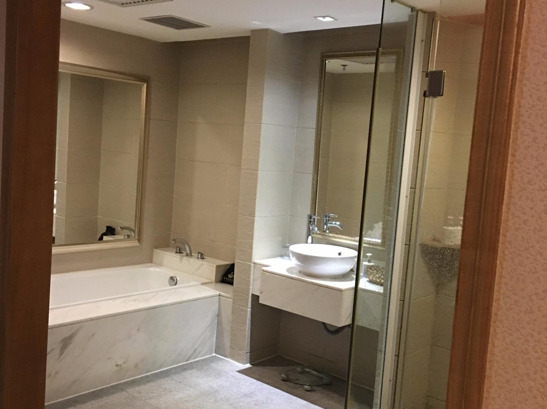 银丰花园酒店主图