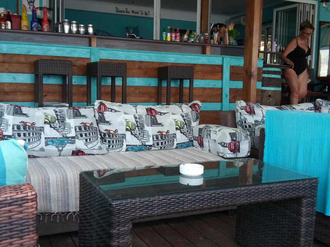 Chlomos旅游景点-Booca Beach Bar