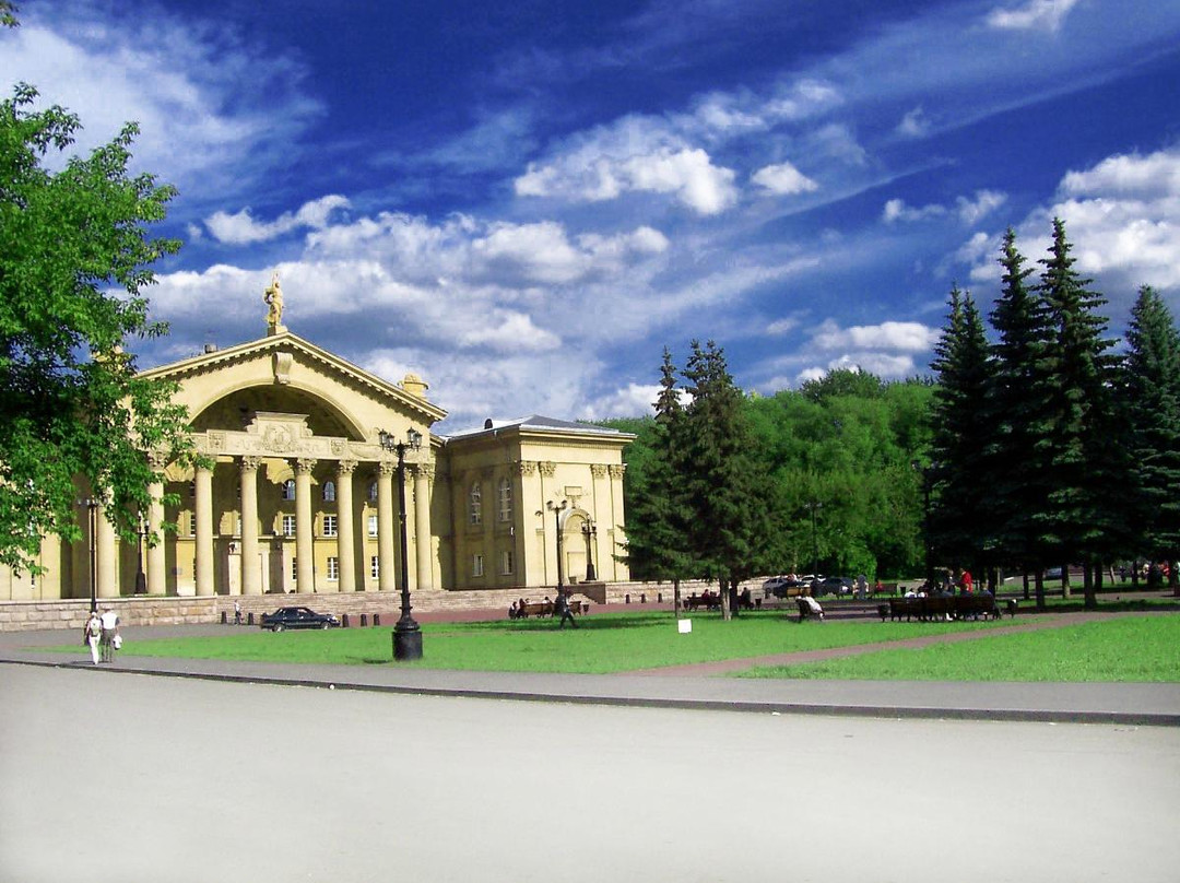 Chishma旅游景点-Culture Palace ChMK