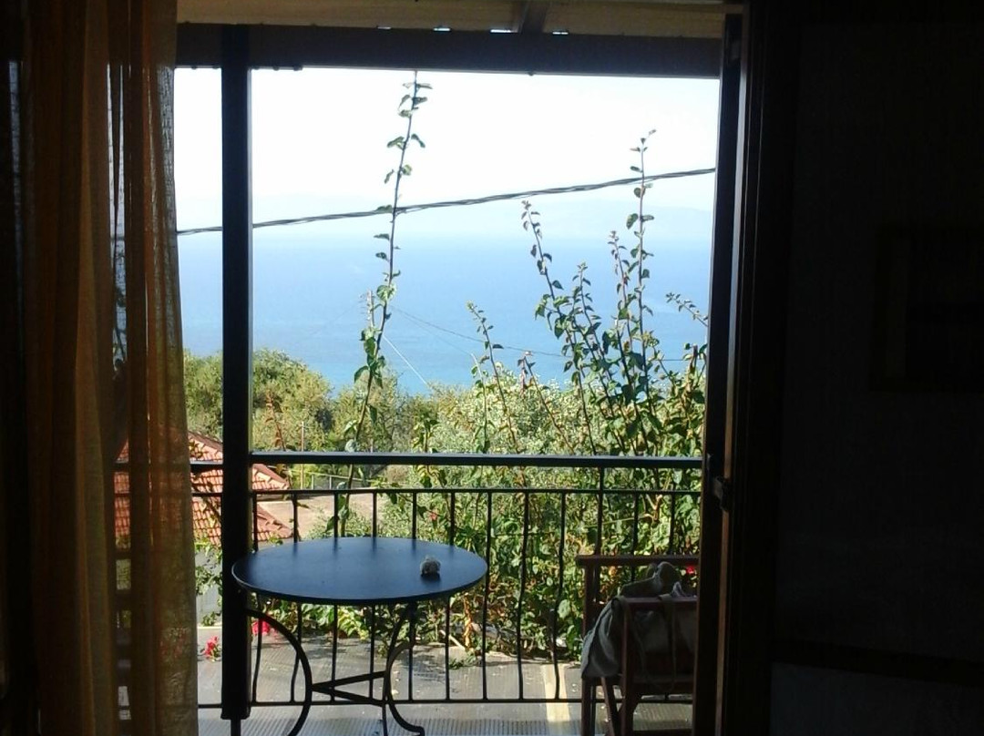 Ostria's House主图