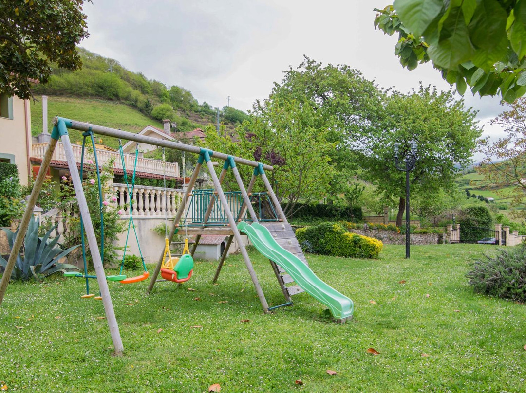 Casa Rural La Pumarada de Limés主图