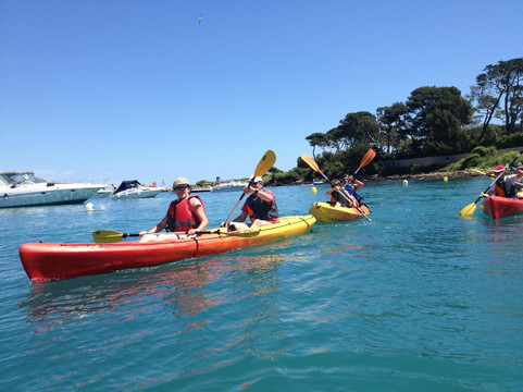 Go Kayak-安提贝必去景点