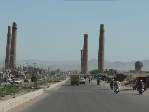 Gawhar Shad Madrasa and Mausoleum景点图片