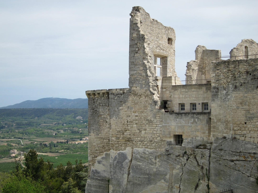 Château De Lacoste景点图片