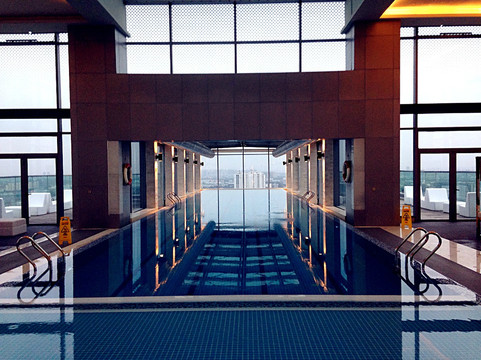 上海浦东康桥绿地假日酒店主图