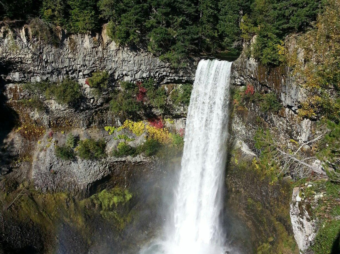 Brandywine Falls Provincial Park-惠斯勒必去景点