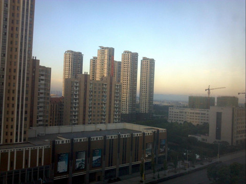 益泉大酒店主图