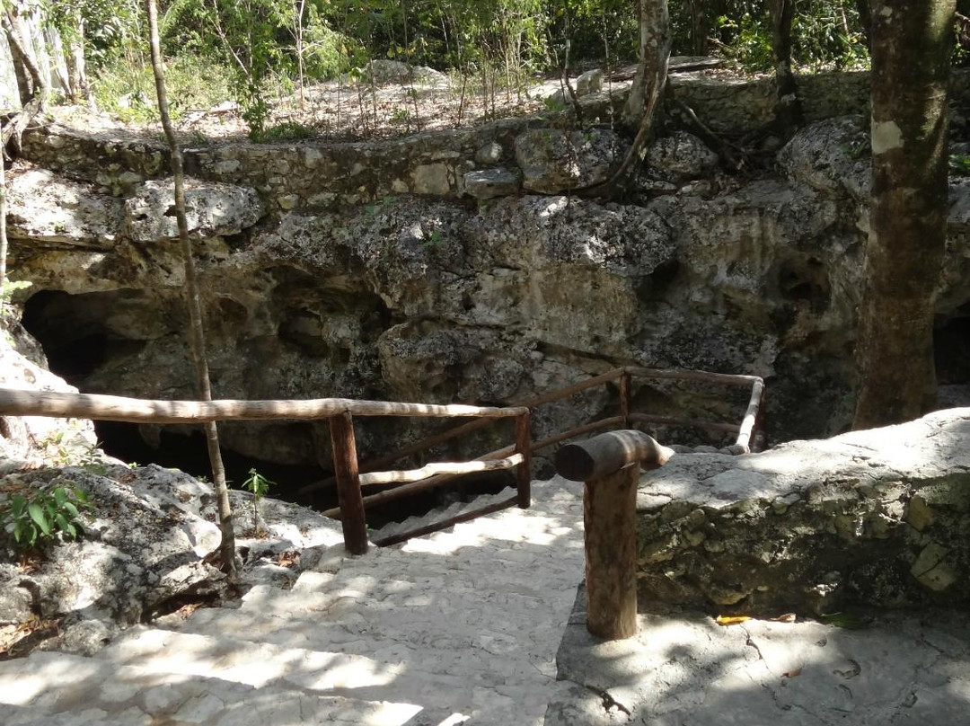 Atkun-Chen Indiana Joe's-Alfredo V. Bonfil必去景点