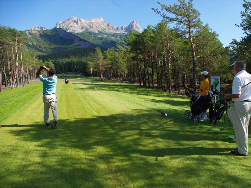 Golf du Bois Chenu-Barcelonnette必去景点