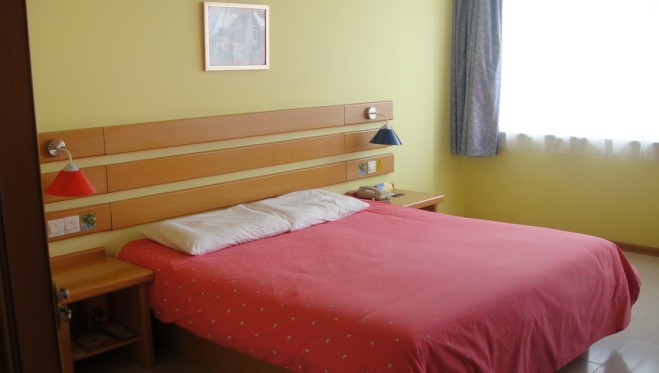 丹东如家江城大街店主图