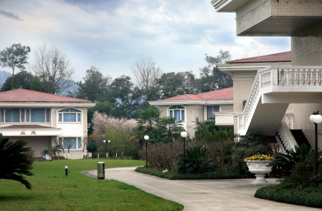 朝阳湖大酒店主图