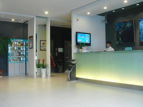 锦洪之星青少年宫银泰店主图