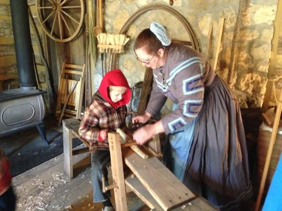 Log Cabin Village-沃思堡必去景点