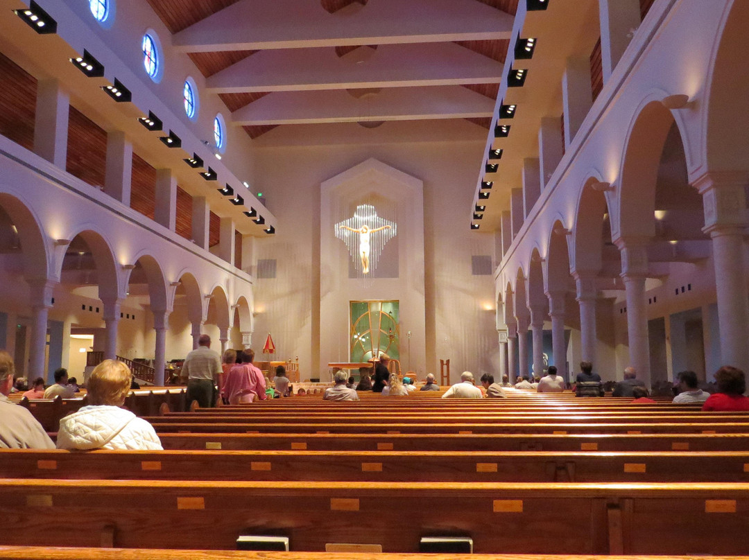 Mary, Queen Of The Universe-奥兰多必去景点