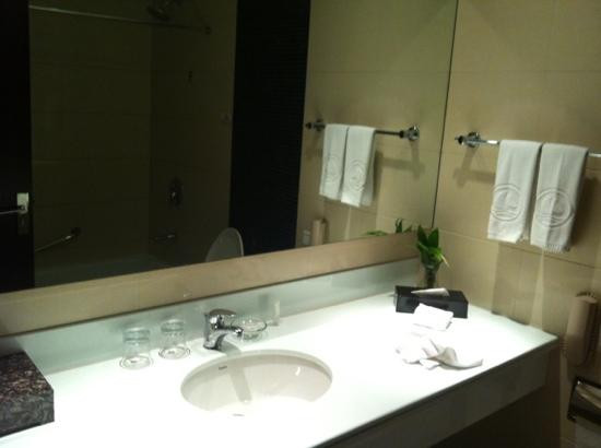 杭州海外海国际酒店（拱墅万达广场渡驾桥地铁站店）主图