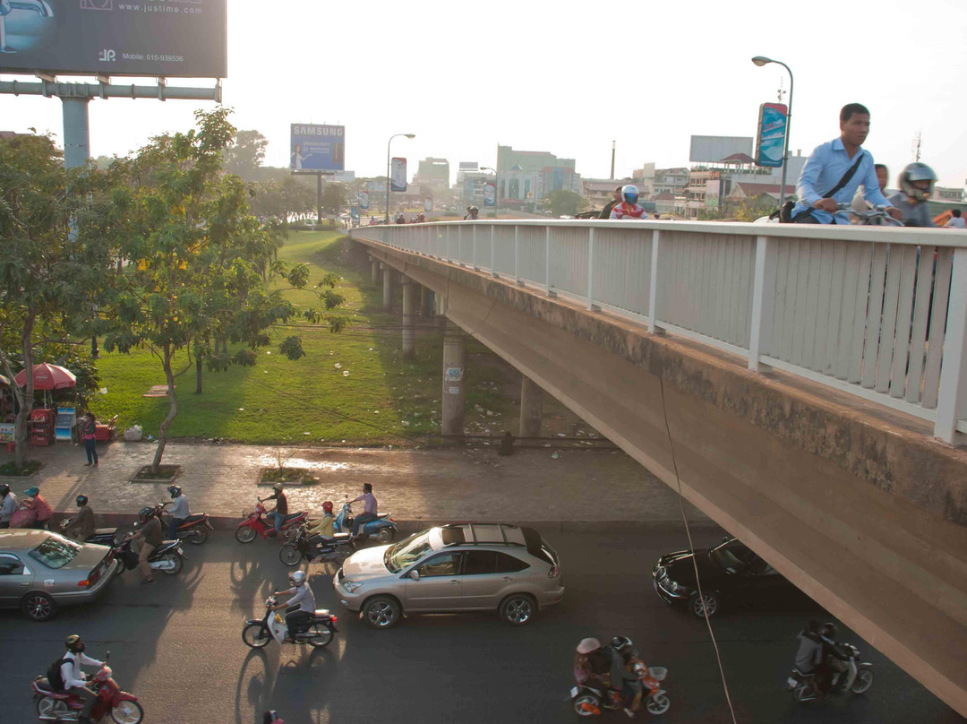 克洛伊断桥-金边必去景点