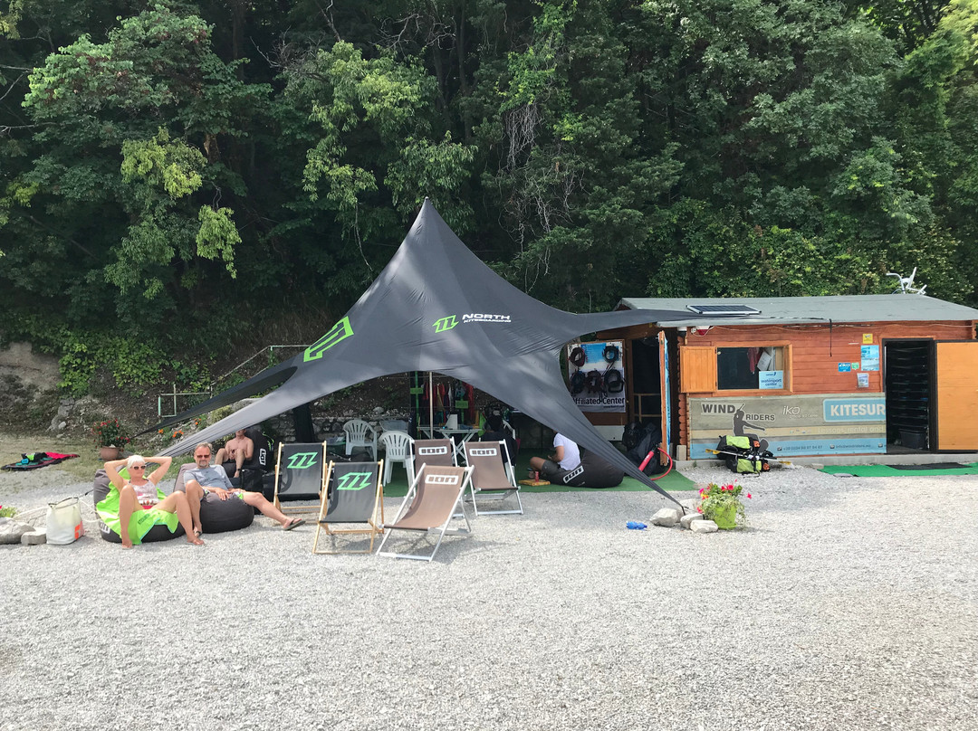 Wind Riders-利莫内必去景点