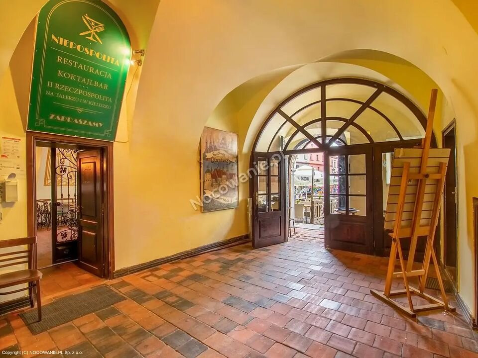 Niepospolita - Restauracja i Koktajlbar