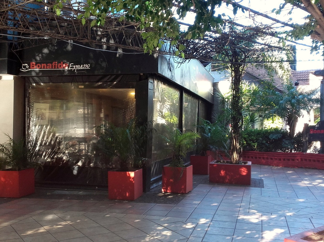 Ciudad Jardin Lomas del Palomar餐馆和美食-Bonafide