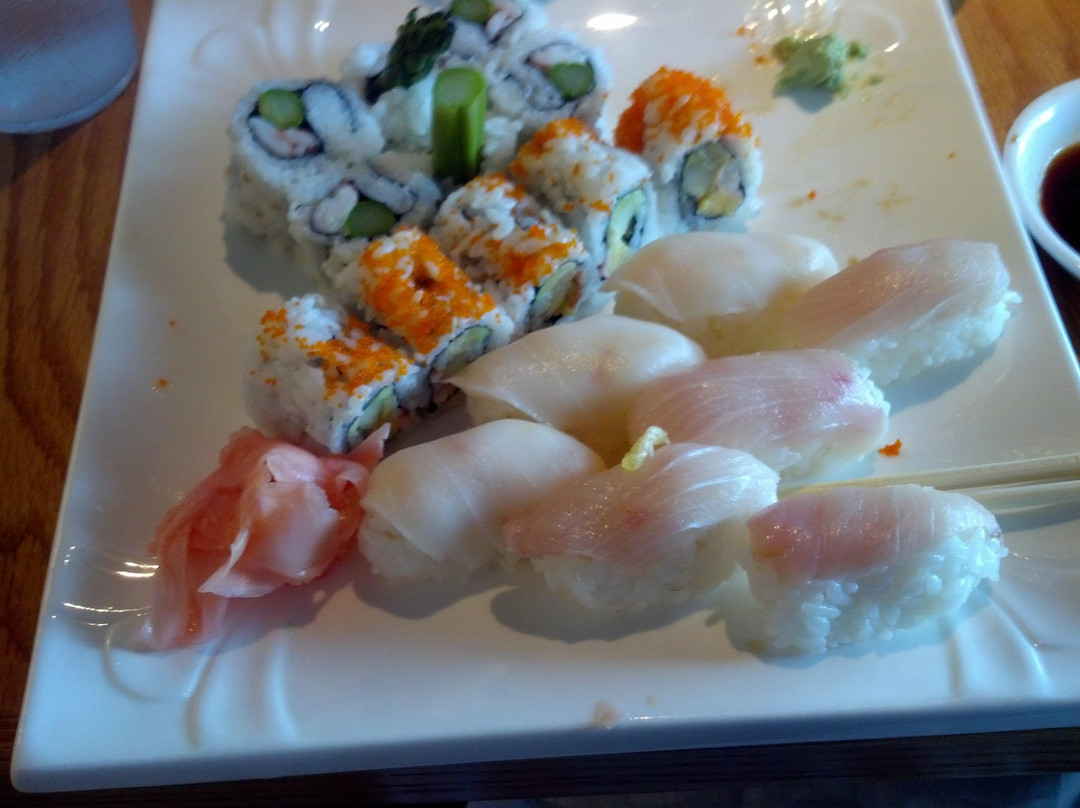 Toshi Sushi & Grill