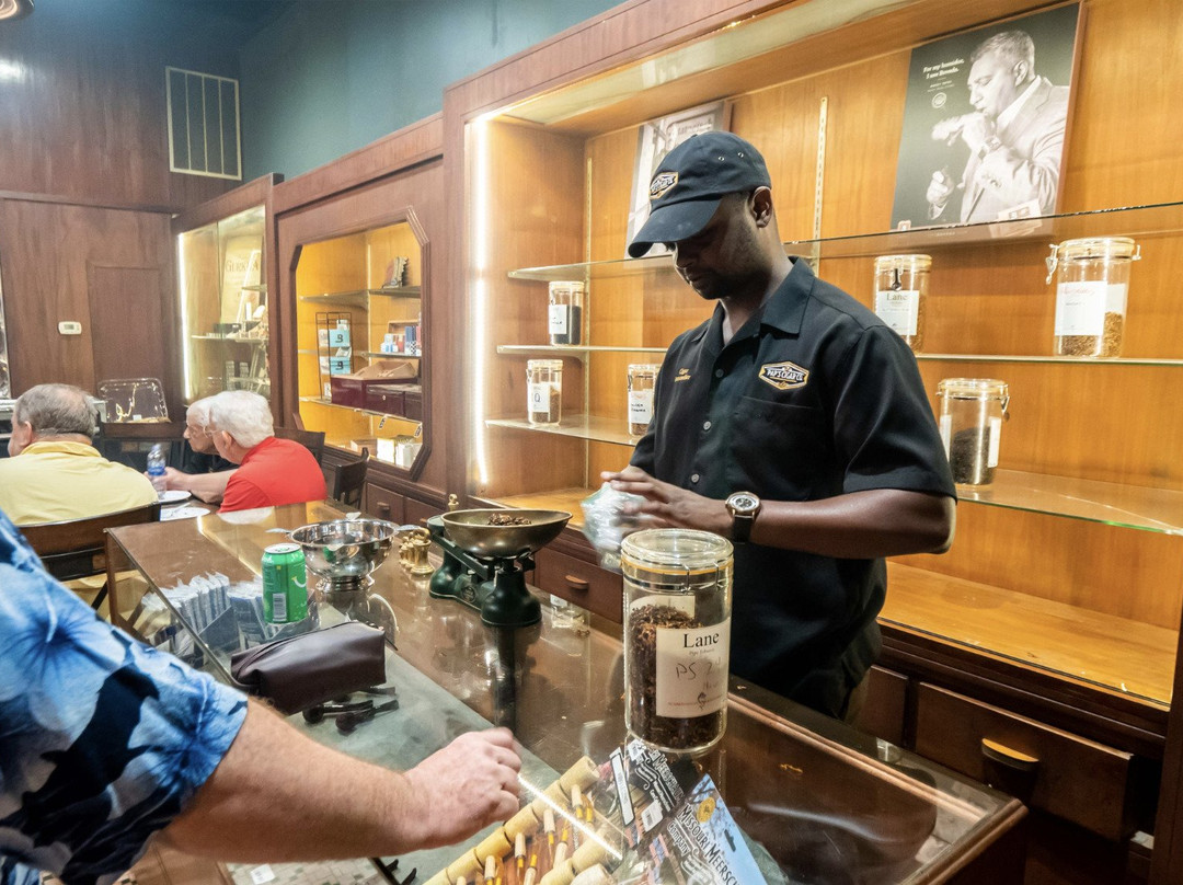 Pap's Cigar Co.景点图片