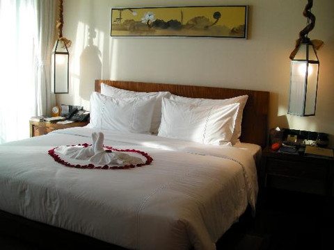 三亚湾海韵度假酒店主图