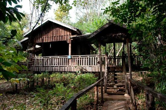 Yaklom Hill Lodge-浴室
