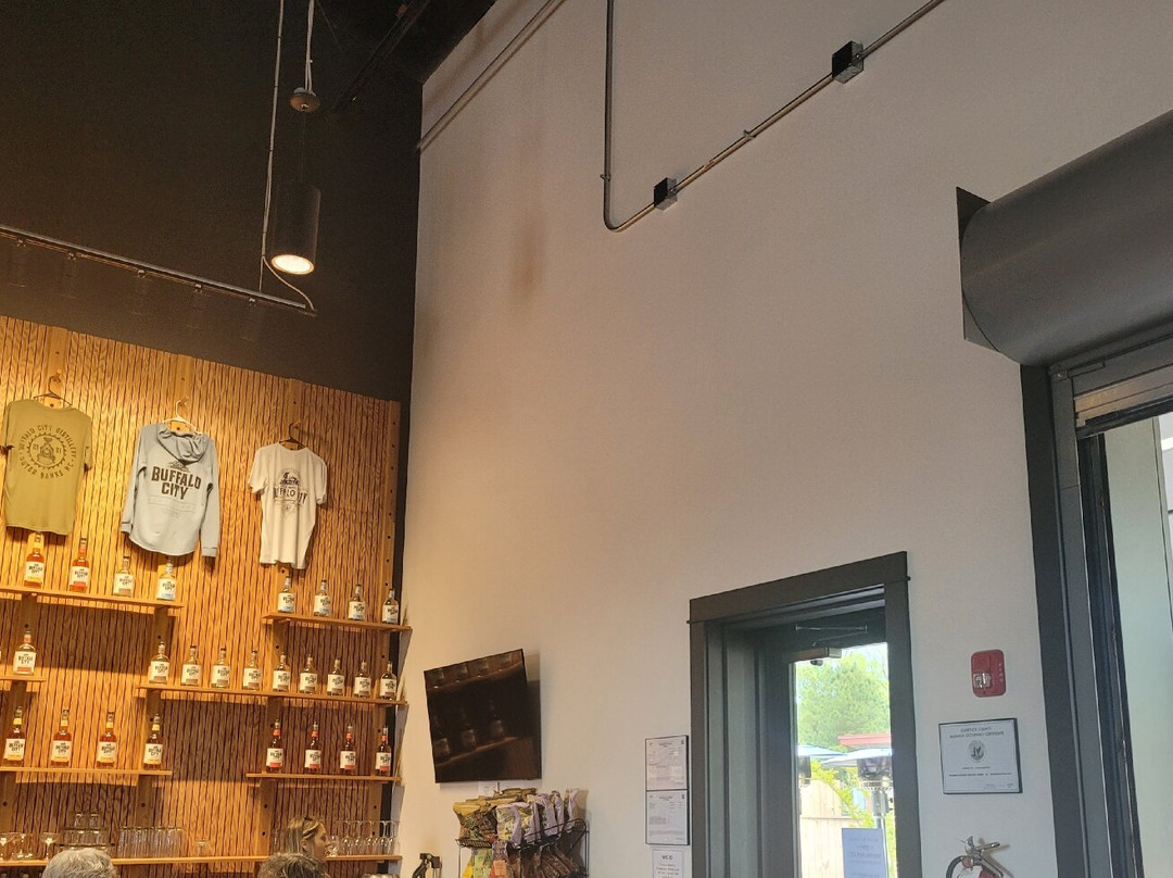 Buffalo City Distillery景点图片