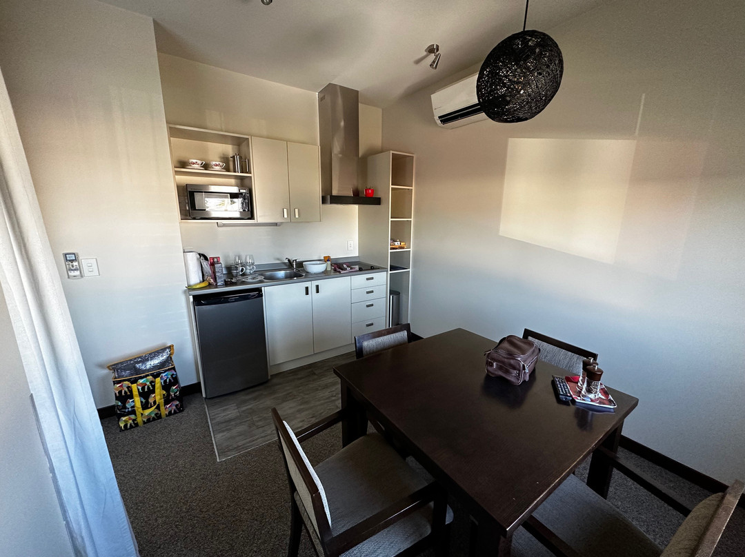 Ava Lodge Motel主图