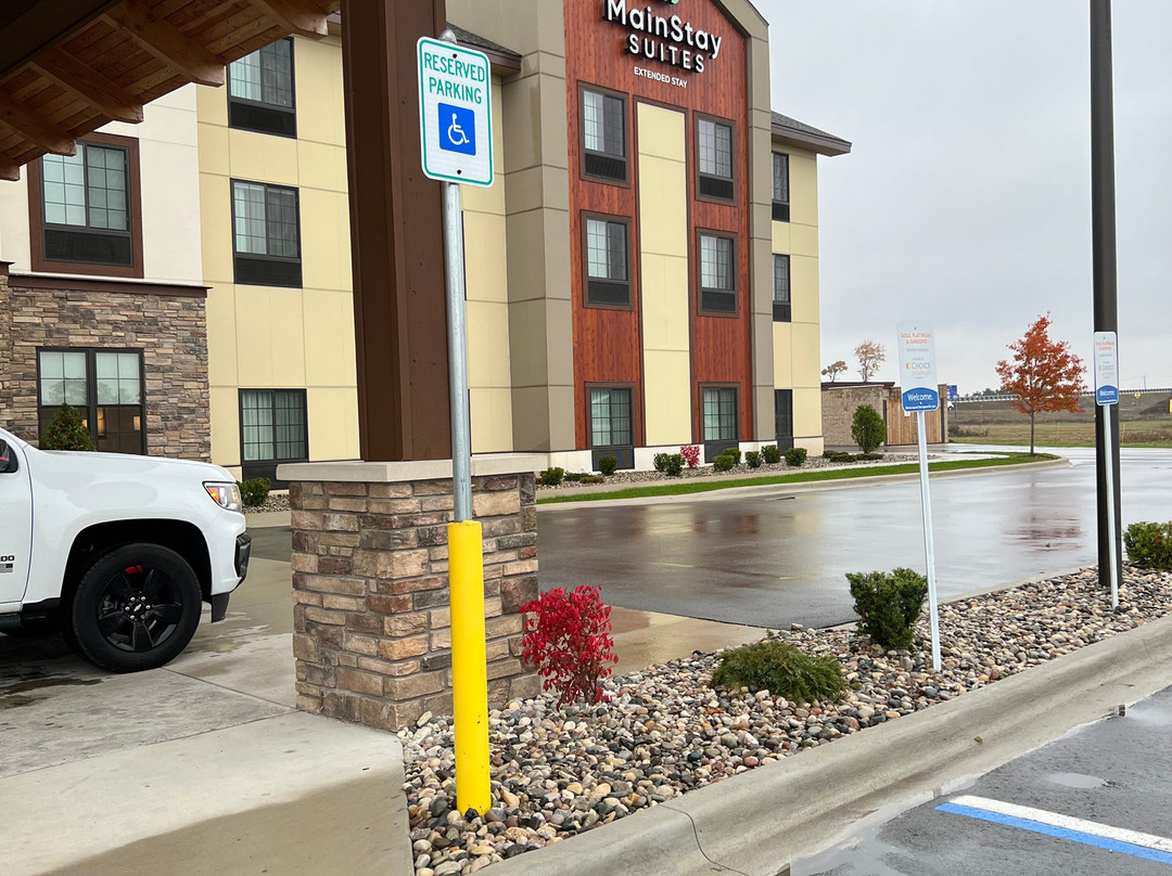 Comfort Inn & Suites主图