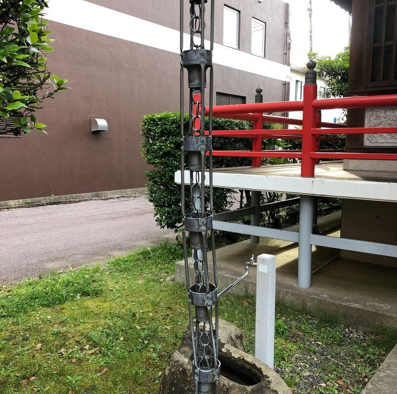 Yakumo Shrine-鸭川市必去景点