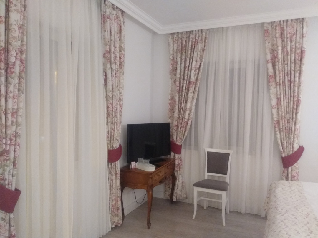 Excelsior Boutique Hotel