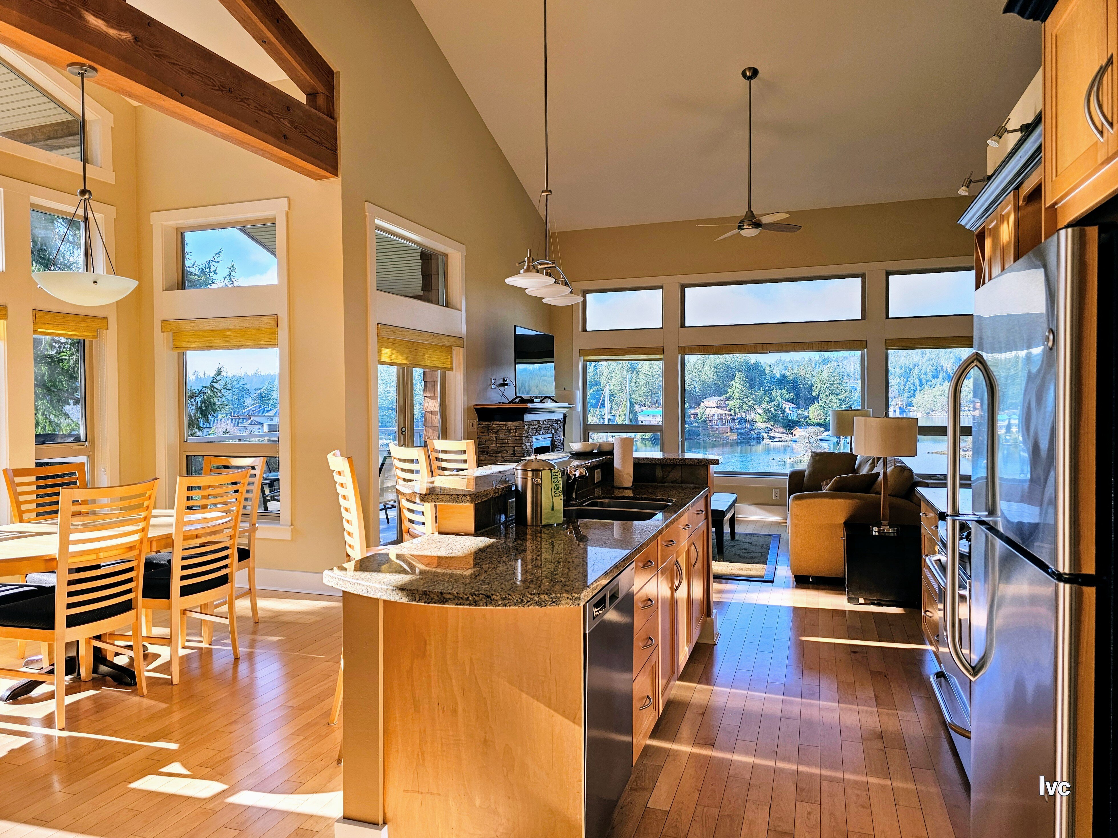 Painted Boat Resort Spa & Marina-餐饮