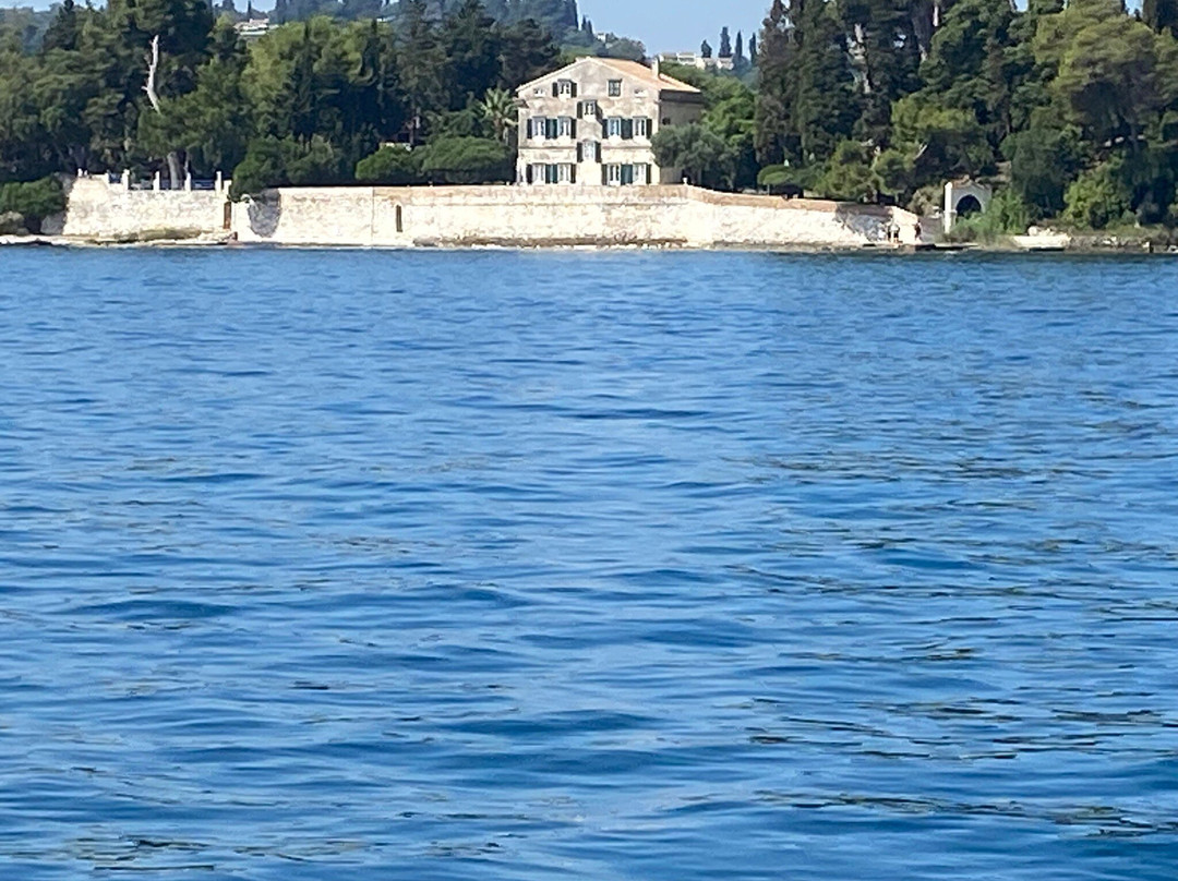 Dionisos Apartments主图