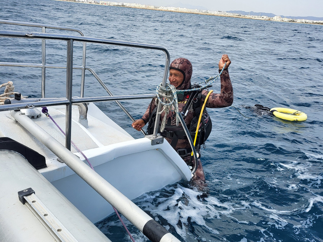 Yasmine Dive Center-哈玛麦德必去景点
