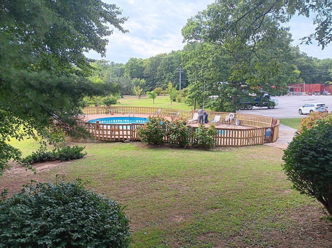 The Smoke House Lodge & Vacation Cabins主图