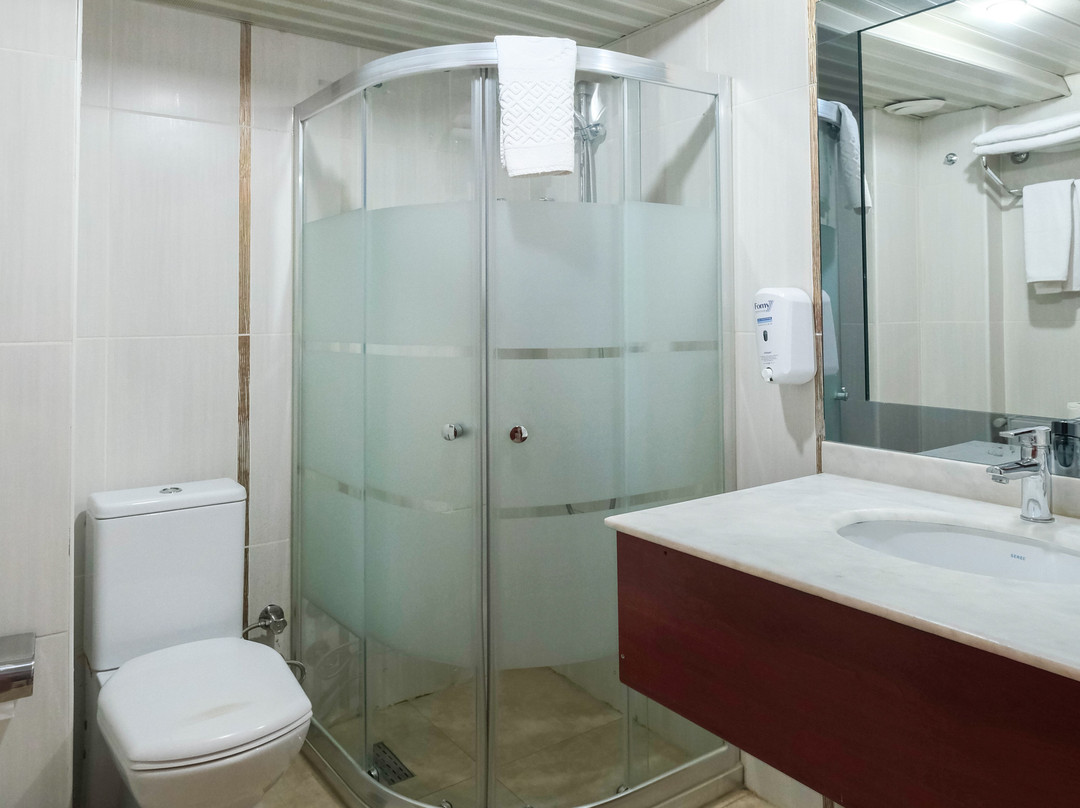 Siyav Hotel主图