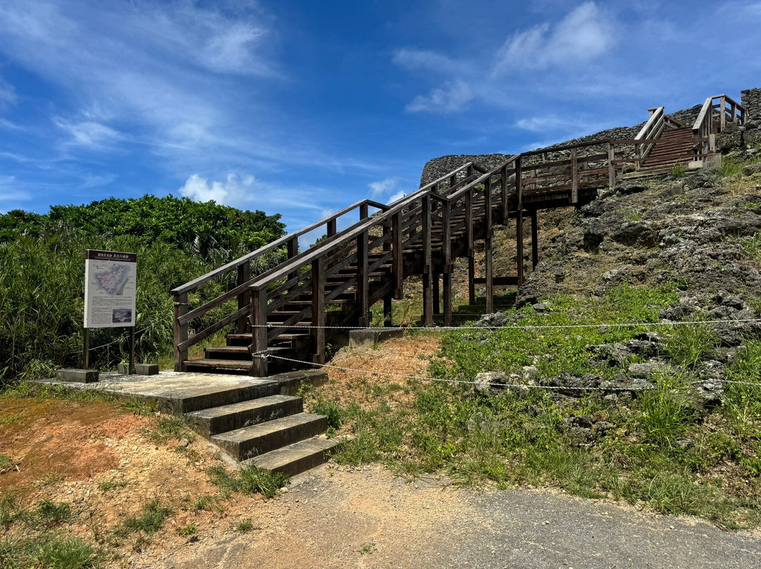 Gushikawa Castle Ruins-糸满市必去景点