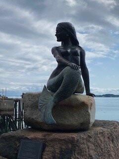 The Mermaid -  a bronze statue by Richard Klyver景点图片