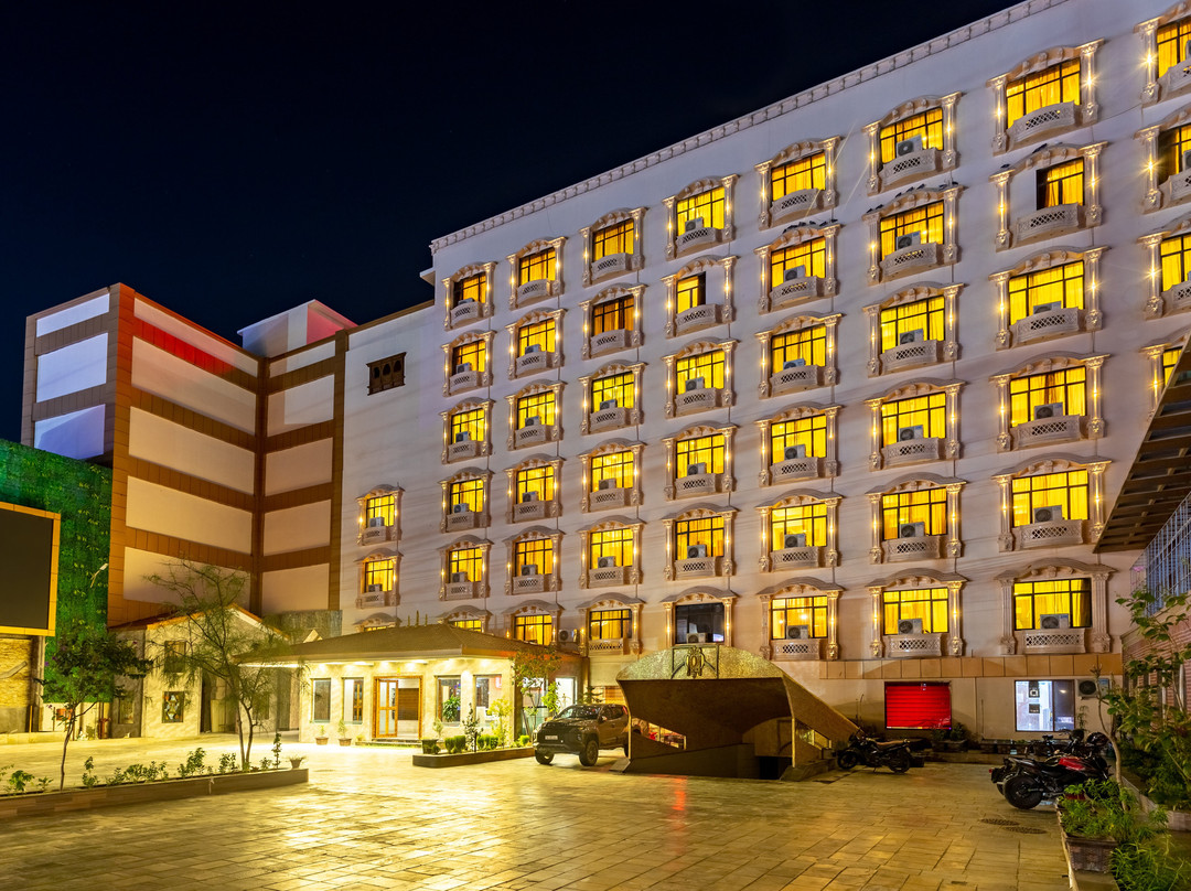 Diamond Palace Lords Plaza