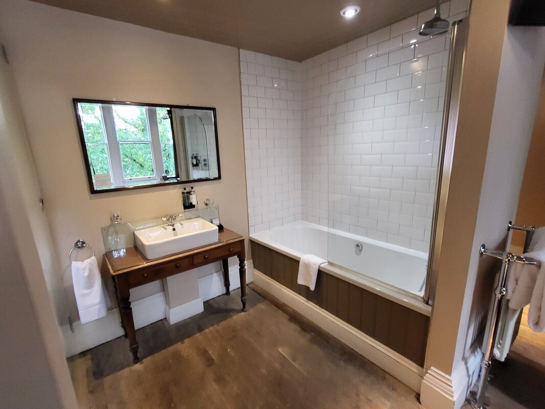 德帕瑞酒店主图