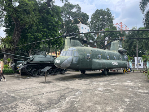 Roadstour Vietnam - Private Tours-胡志明市必去景点