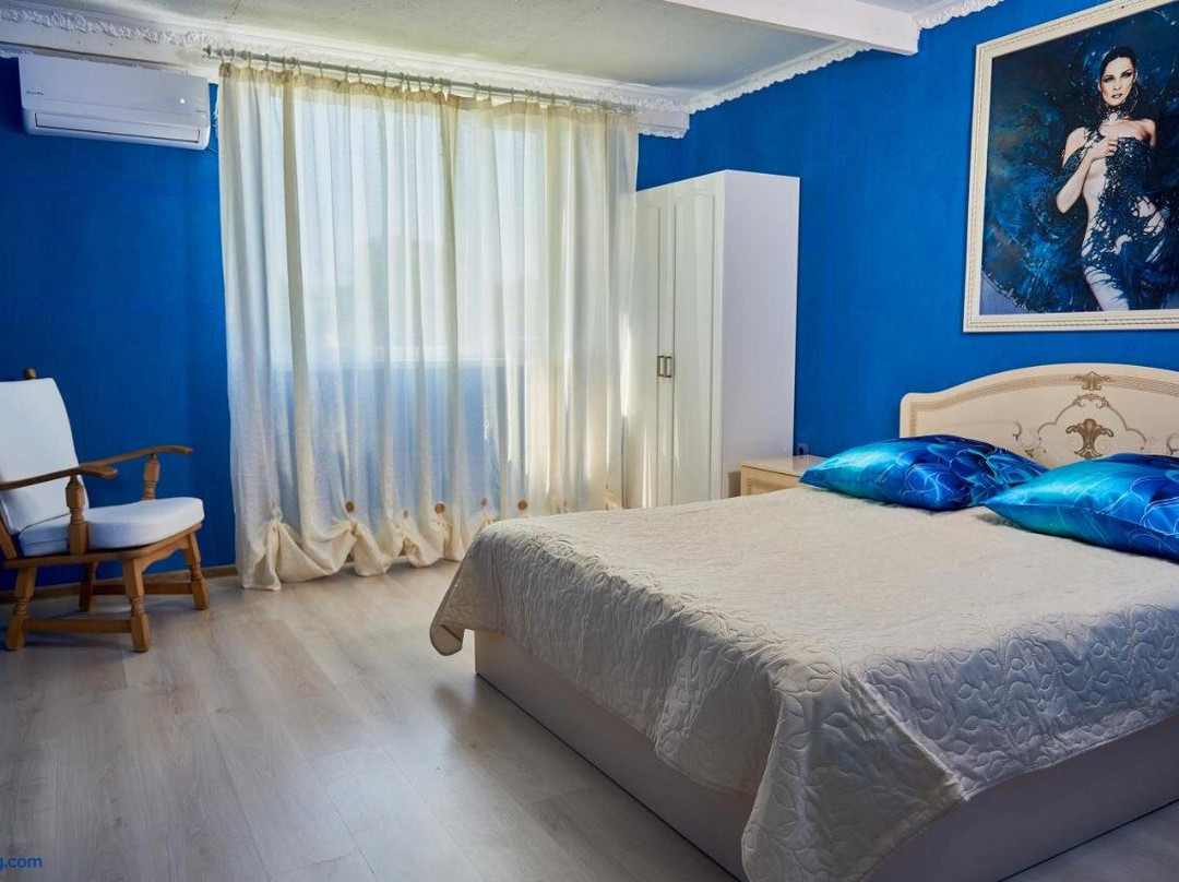 Hotel Lux