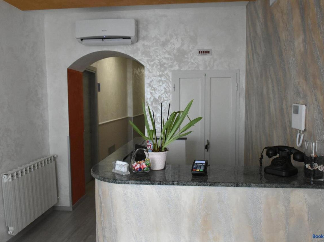 Albano Laziale酒店住宿-Albano Station Rooms