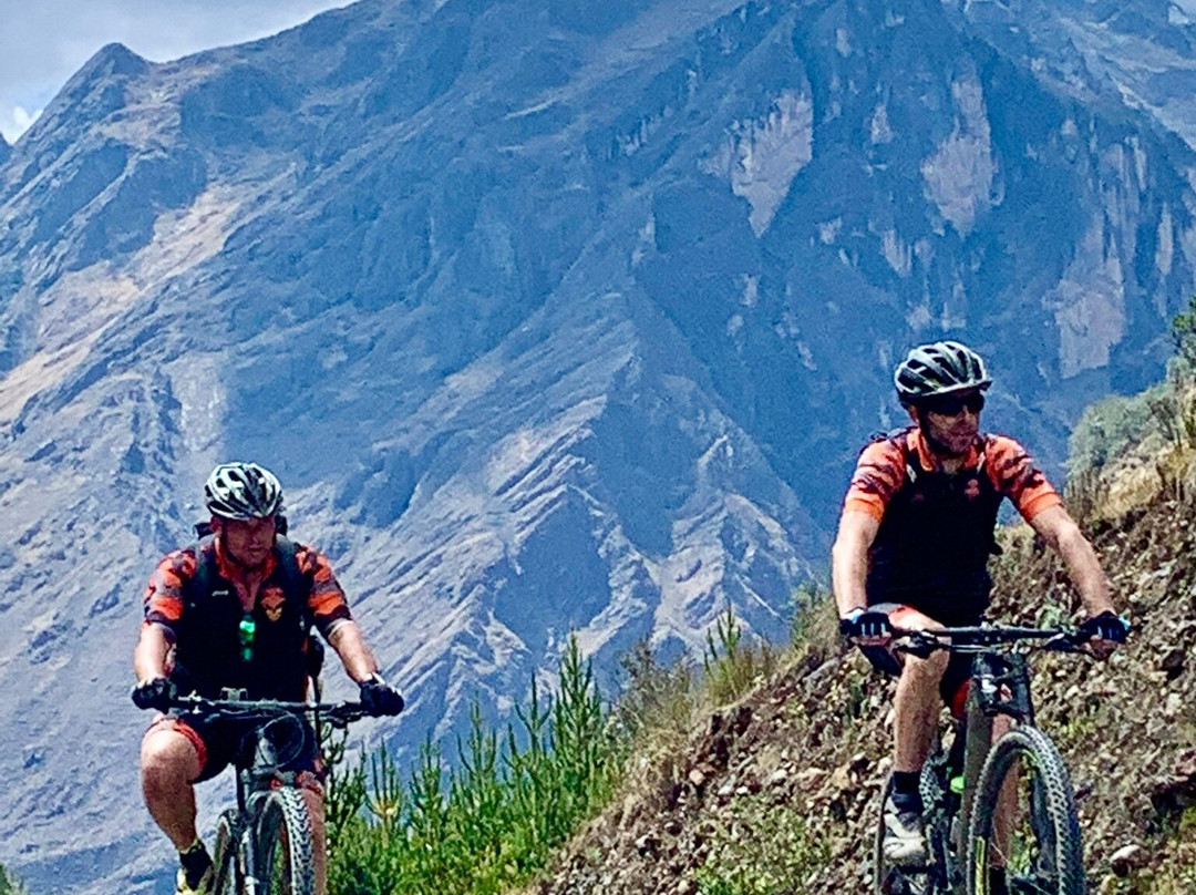 Mirador Punta Olimpica-Carhuaz必去景点