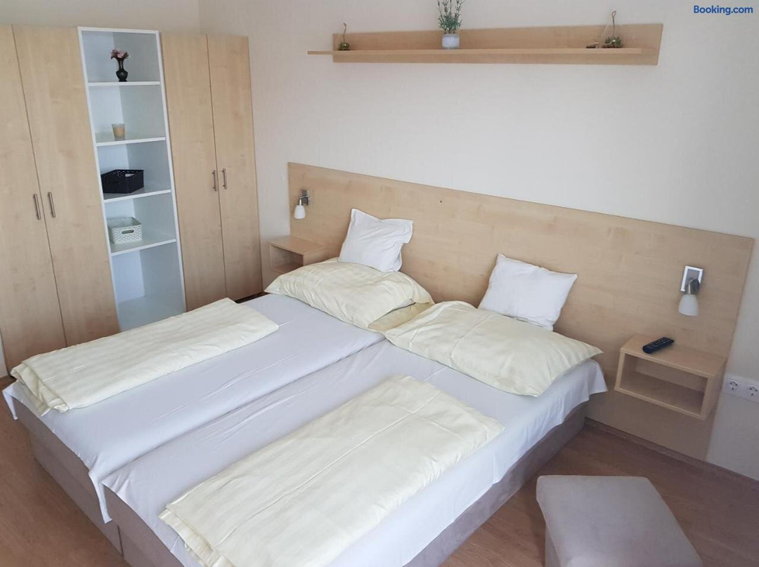 Szaloky Apartmanhaz