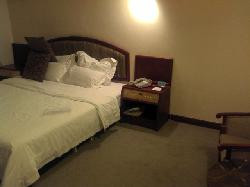 创意时尚连锁酒店(青岛台东精致店)主图