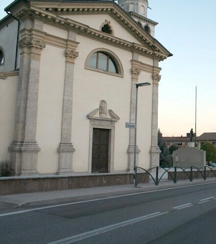 Chiesa Parrocchiale della Purificazione della Beata Vergine di Tarzo景点图片