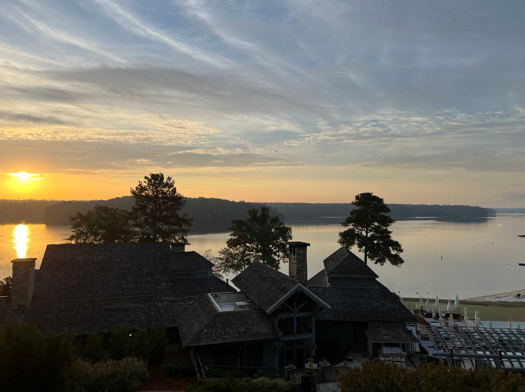 雷诺兹普兰泰申丽思卡尔顿小屋酒店主图