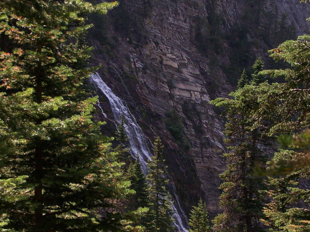 Bertha Lake景点图片